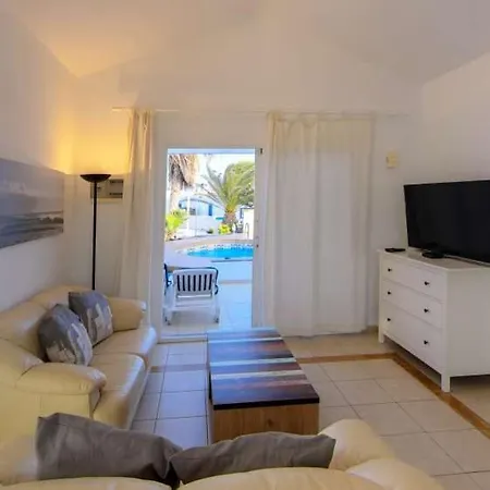 Sleeps 4 Pool T691607 Apartment Charco del Palo