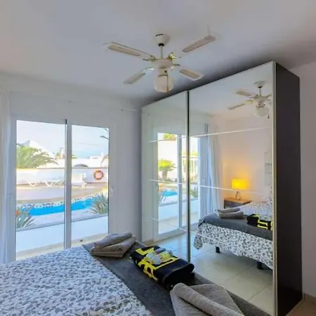 Sleeps 4 Pool T691607 Apartment