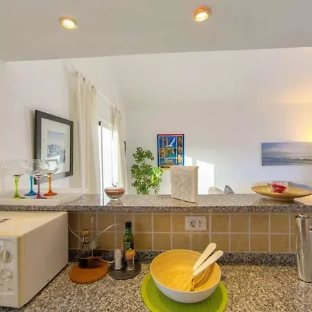 Apartman Sleeps 4 Pool T691607