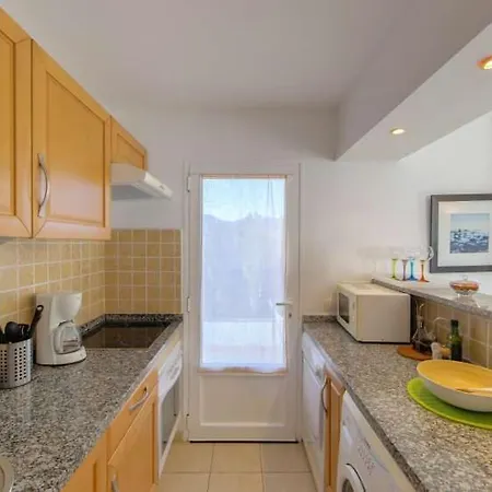 Sleeps 4 Pool T691607 *